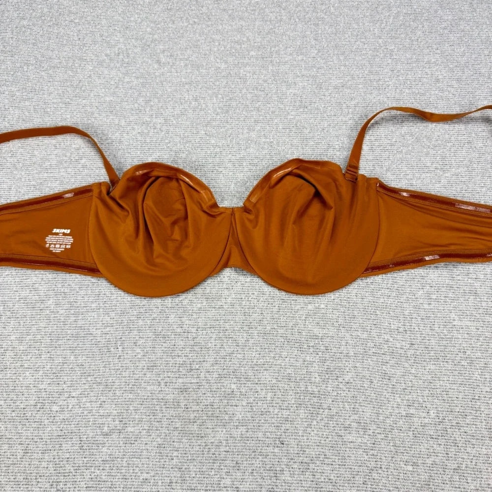 SKIMS Smoothing Intimates Strapless Bra Bronze Underwire 42D BA-BAN-2607 NWT - Picture 13 of 14